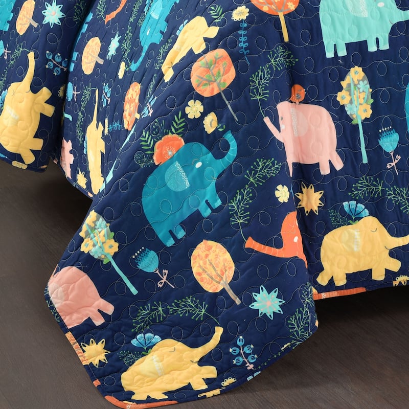 Lush Decor Hygge Elephant Quilt Set