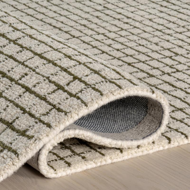 Nuloom Melrose Checked Wool Area Rug