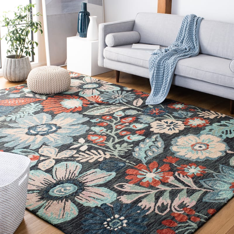 SAFAVIEH Handmade Jardin Anastasija Country Floral Wool Rug