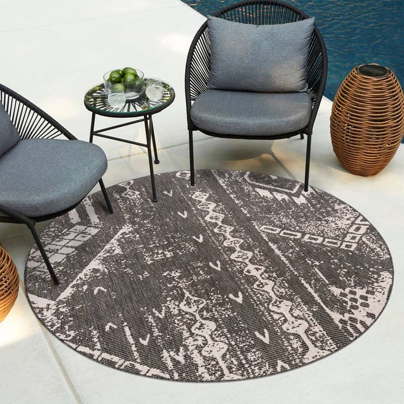 Outdoor Ogooplario Collection Area Rug
