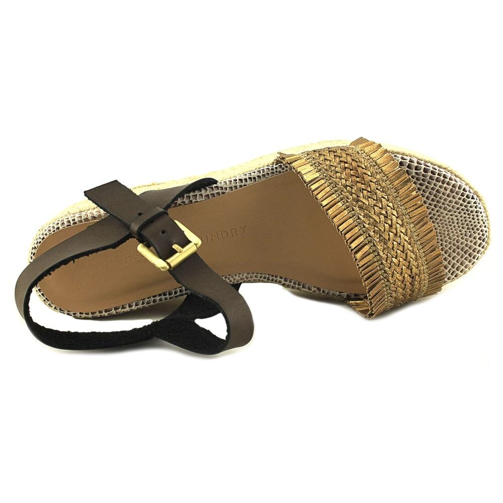 chinese laundry ziba sandal