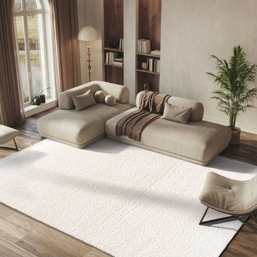 SAFAVIEH Madrid Shag Soledad Solid 2-inch Thick Rug