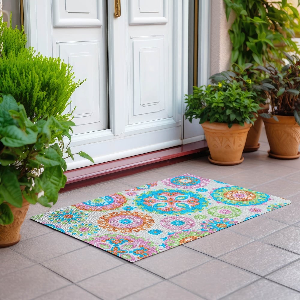 Machine Washable Indoor/ Outdoor Chantille Casual Medallion Rug