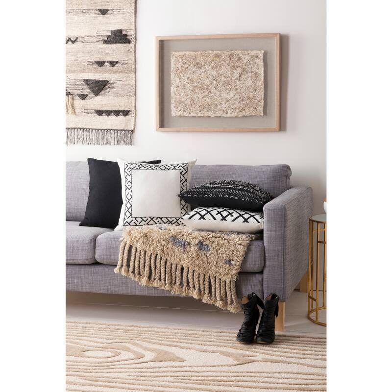 Decorative Yonge White 18-inch Throw Pillow Cover