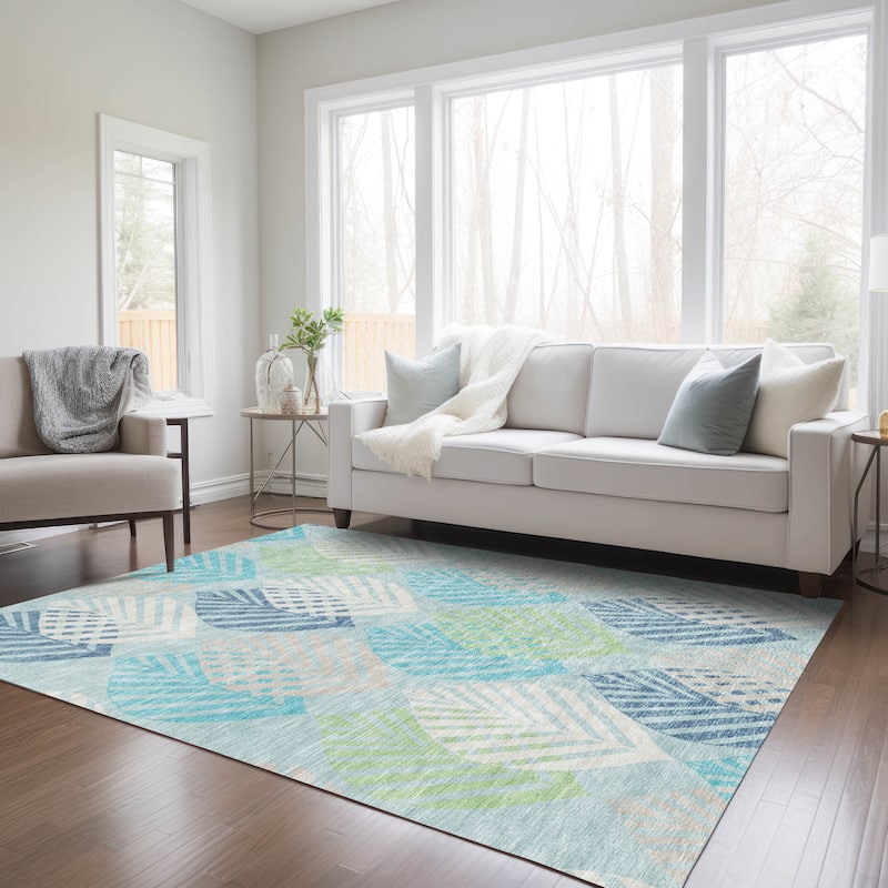 Machine Washable Indoor/ Outdoor Chantille Casual Palm Leaf Rug