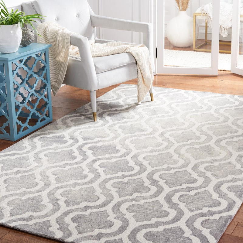 SAFAVIEH, Handmade Dip Dye Liia Watercolor Vintage Boho Wool - 5' x 8' - Grey/Ivory