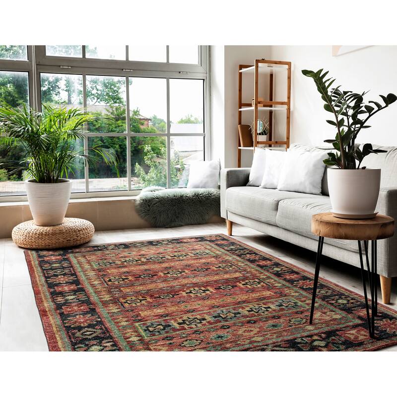 Atiqa Collection Rose Rectangle Indoor Area Rug