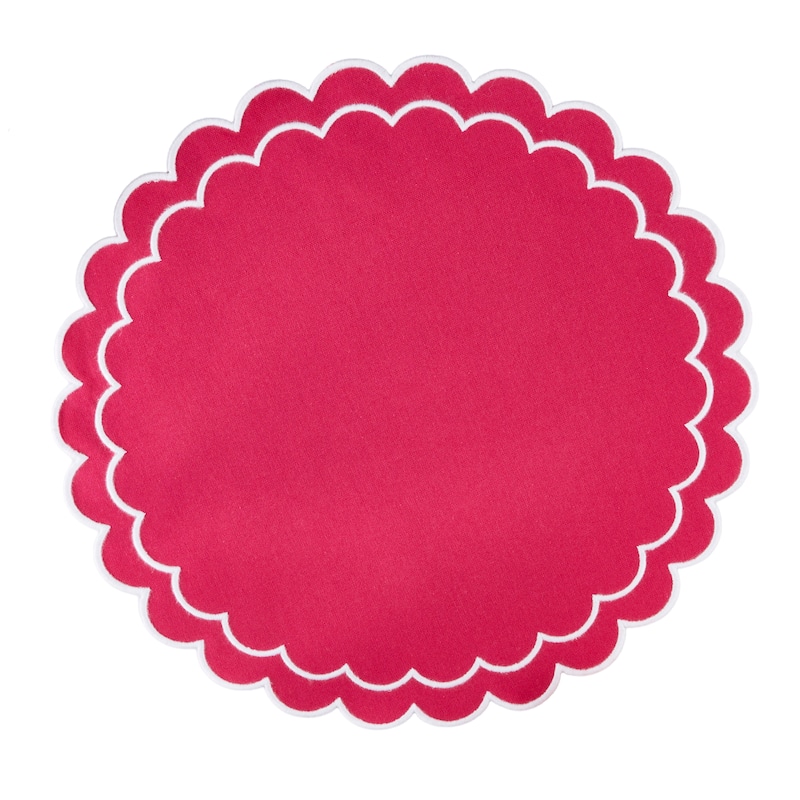 Scalloped Cotton Placemats (Set of 4) - Layered Wavy Edge Round Table Placemats for Dining, Entertaining & Everyday Table, 15"