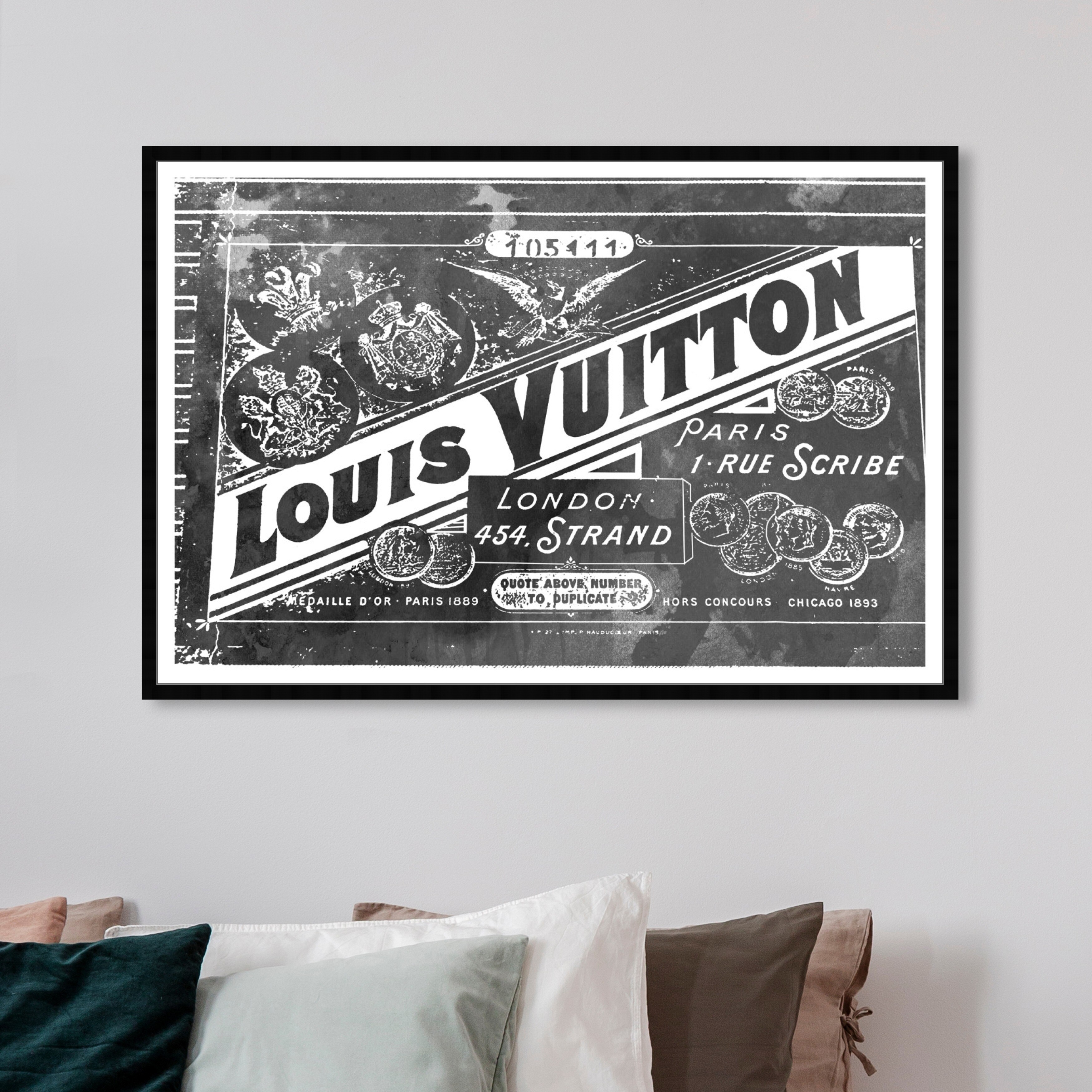 Oliver Gal '454 Strand Night' Fashion and Glam Framed Wall Art Prints  Posters - Gray, White - On Sale - Bed Bath & Beyond - 31287288