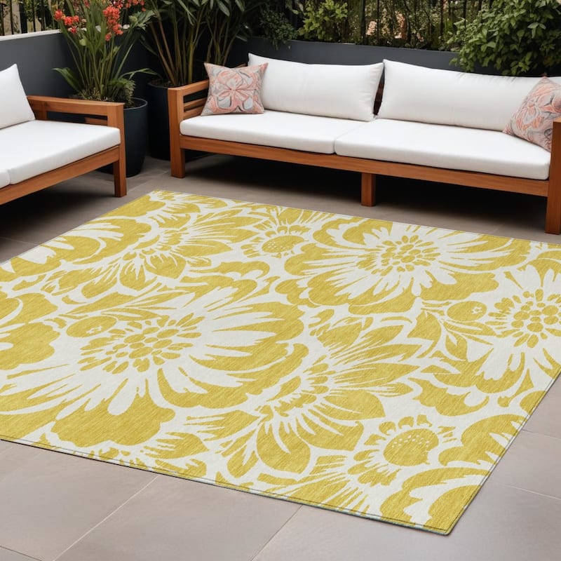 Dato Graceful Floral Weather Resistant Versatile Elegance Outdoor Rug - 8' X 10'