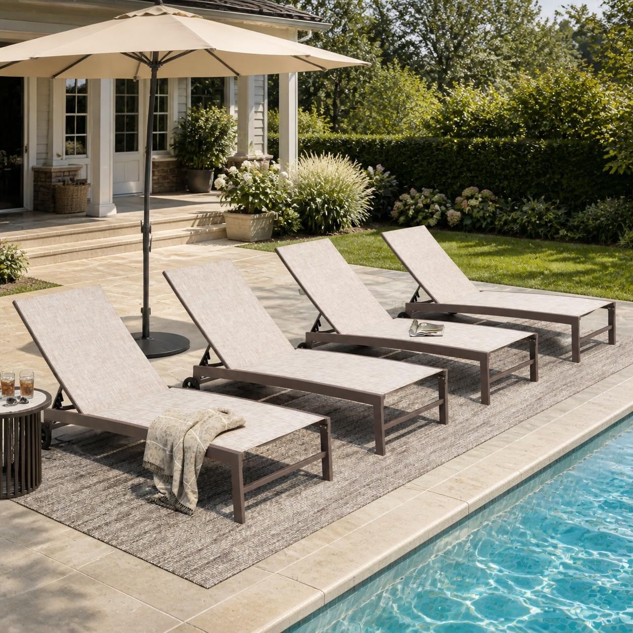 Outdoor Adjustable Patio Chaise Lounge Chair Recliner with Wheels