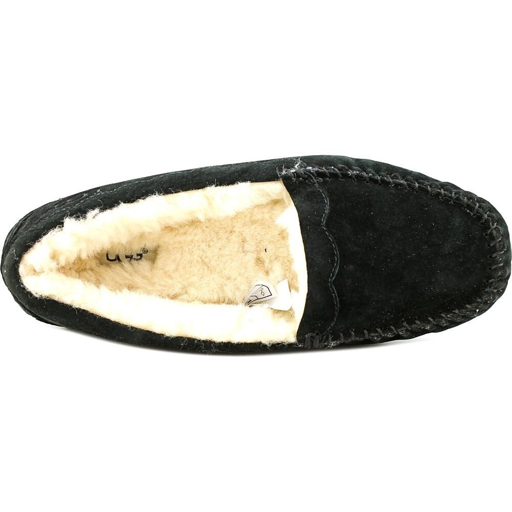 ugg scalloped moccasin