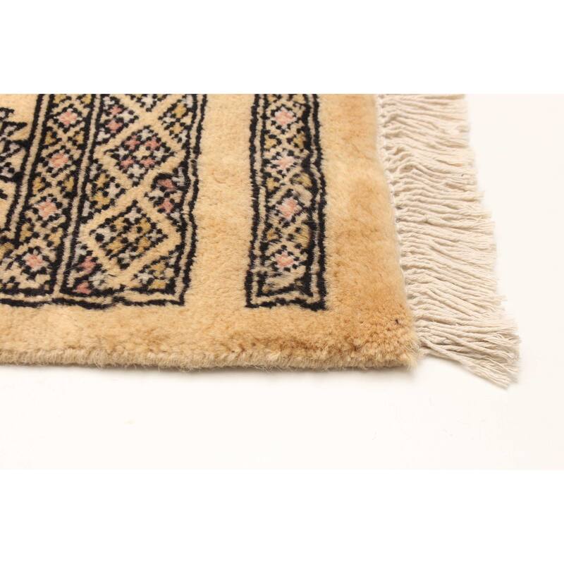 ECARPETGALLERY Hand-knotted Finest Peshawar Bokhara Beige Wool Rug - 4'0 x 6'1