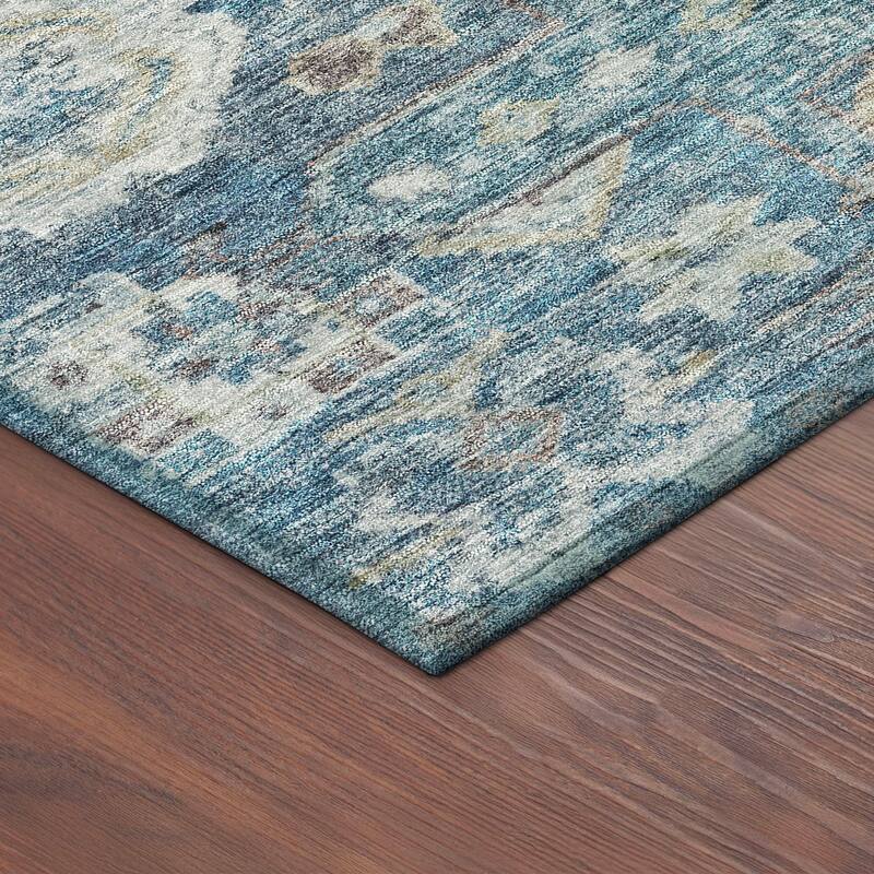 Machine Washable Indoor/ Outdoor Boho Traditional Chantille Rug