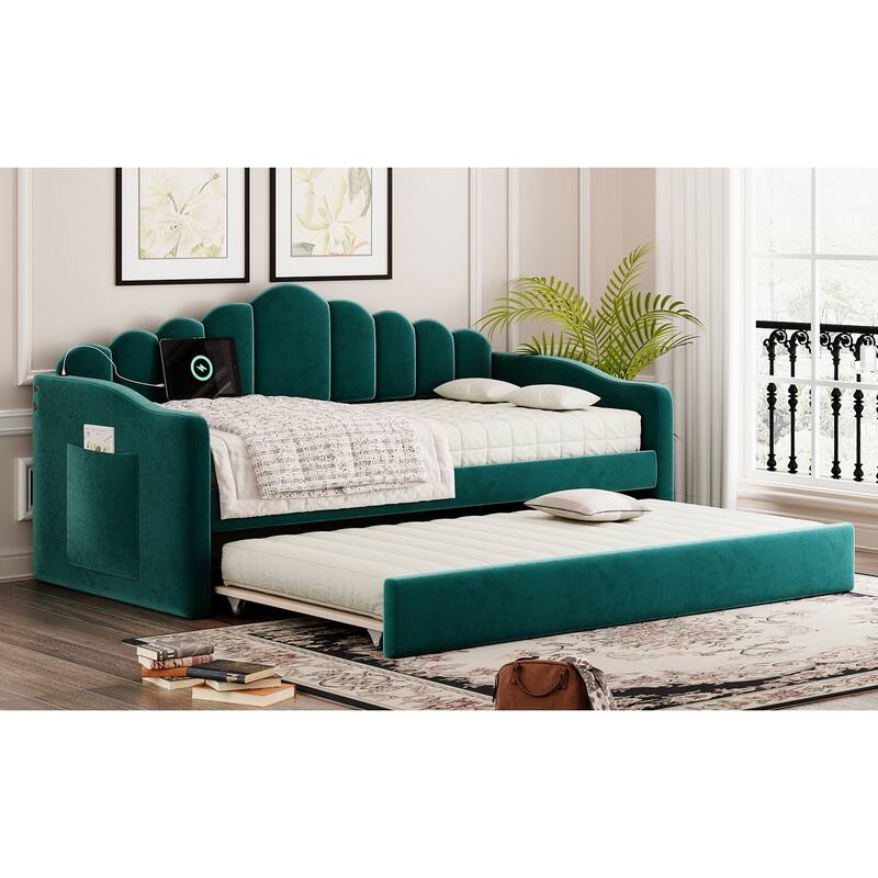 Twin Size Velvet Upholstered Daybed with Trundle and USB Charging Ports, Green