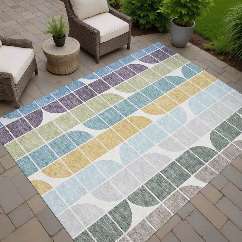 Machine Washable Indoor/ Outdoor Modern Finch Chantille Rug