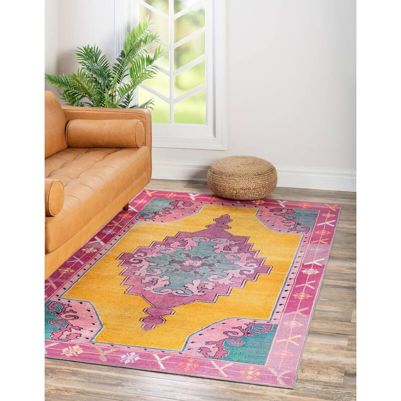 Traditional Rine Collection Area Rug - 8'4"x12' - Yellow