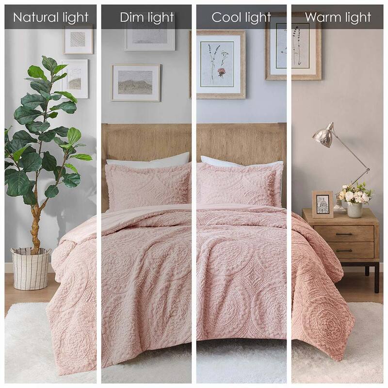 Embroidered Medallion Ultra Plush Comforter Mini Set - Pink