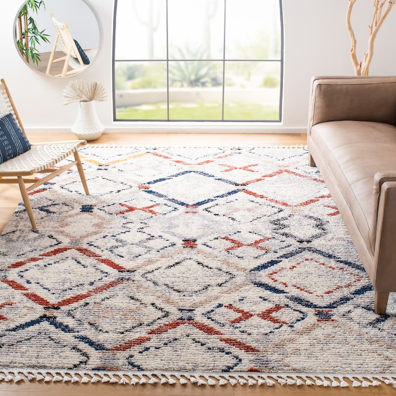 SAFAVIEH Morocco Ilo Boho Tassel Rug