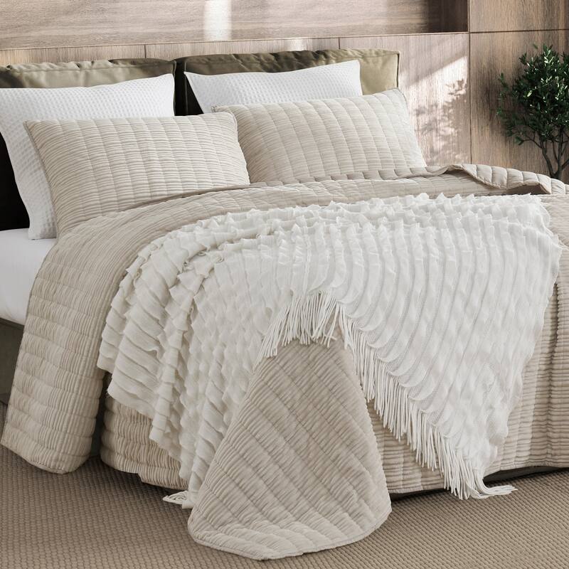 Wonderful Velvet 3 Piece Quilt Set - 23001 Light Khaki - King
