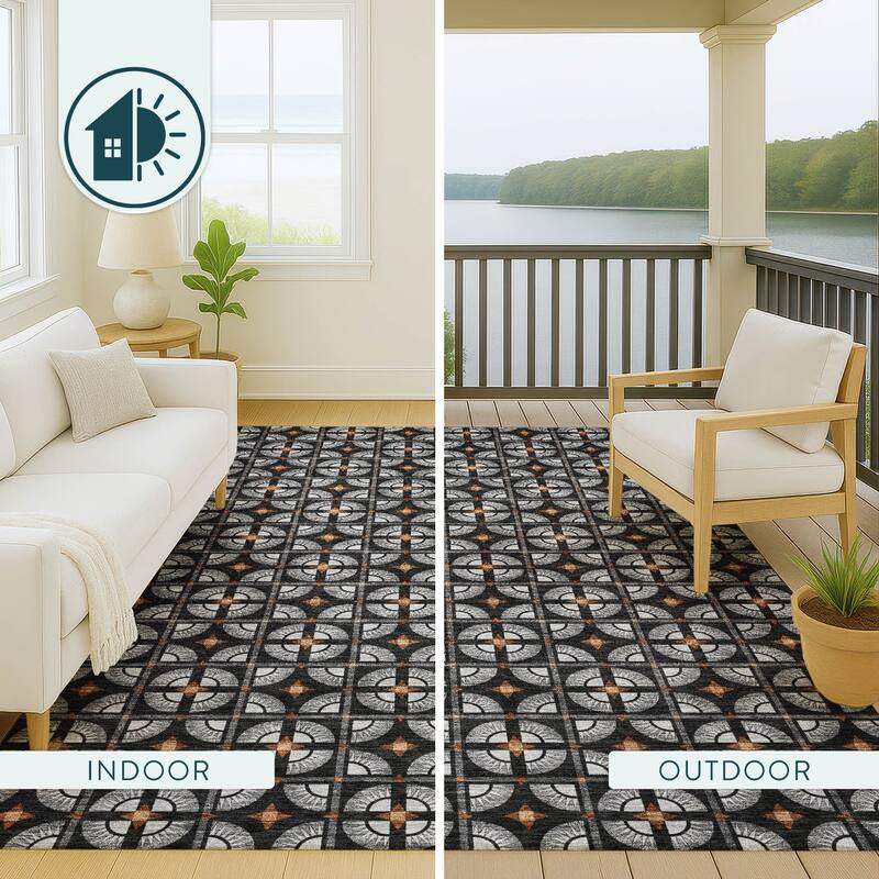 Machine Washable Indoor/ Outdoor Modern Roeland Chantille Rug