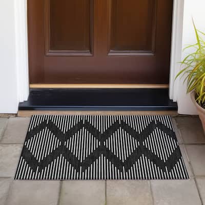 Machine Washable Indoor/ Outdoor Modern Stripe Chantille Rug