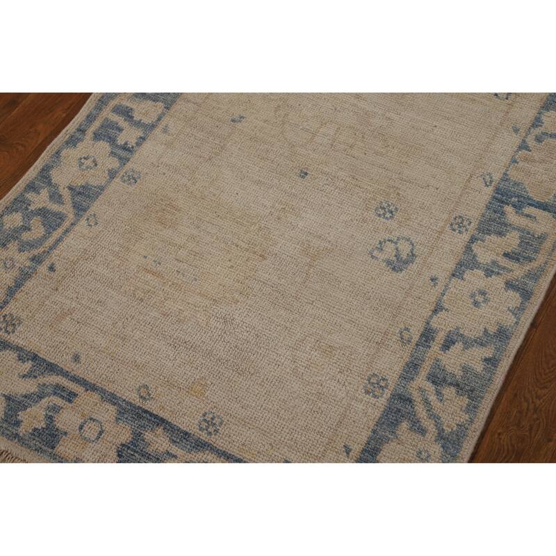 Hand Knotted Oriental 100% Wool Carpet Transitional Floral Beige & Ivories Oushak Area Rug - 5' 10'' X 2' 8''