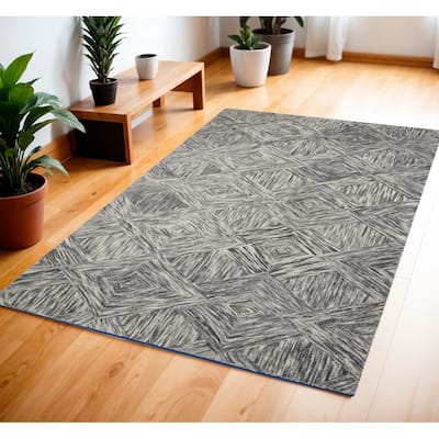 Cikoy Power Loomed Geometric Modern Soft Area Rug By HomeRoots - 69' X '45' X '0.5