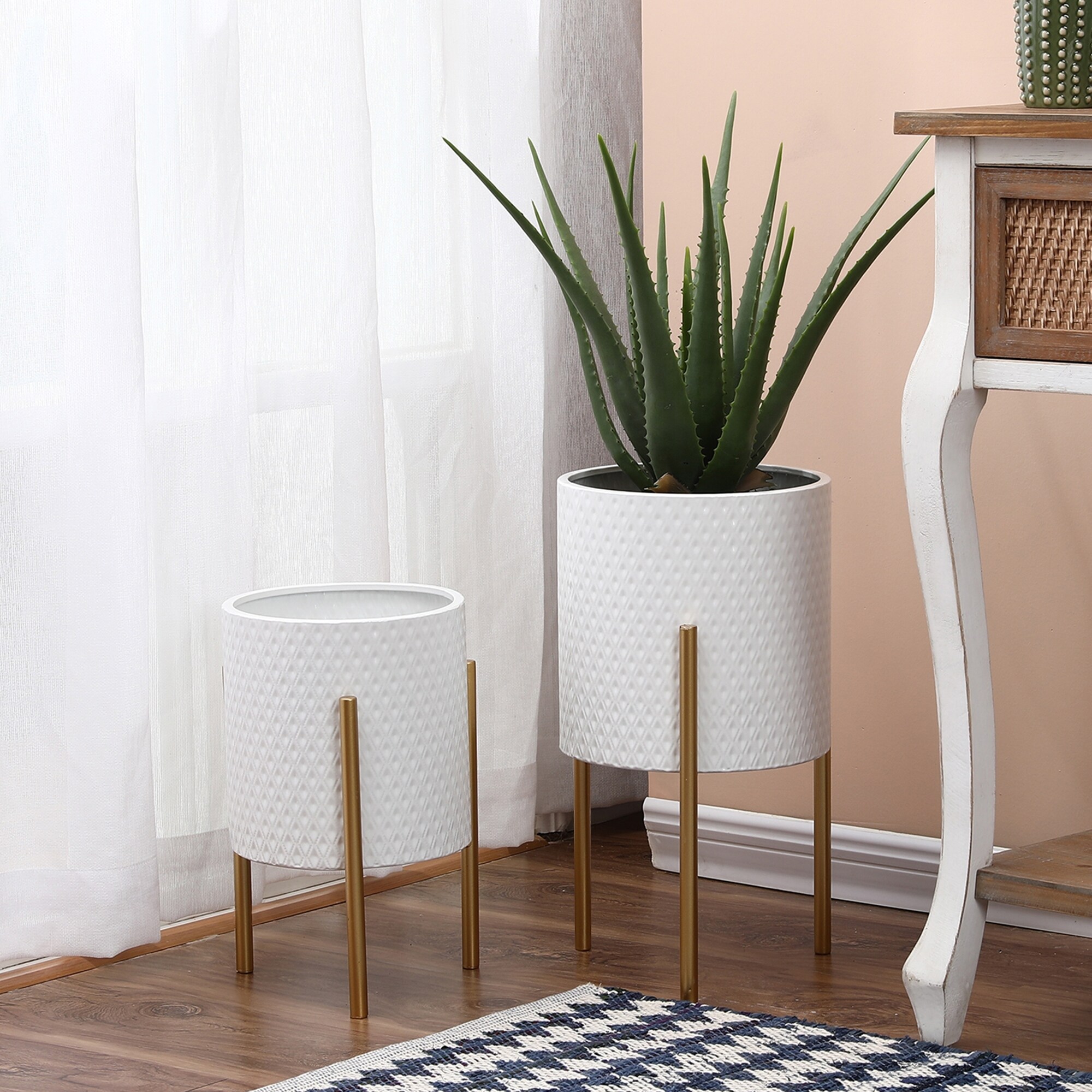 2 Piece White Round Metal Planters And Gold Stand Overstock 31572624 Check out our planter with stand selection for the very best in unique or custom, handmade pieces from our planters & pots shops.