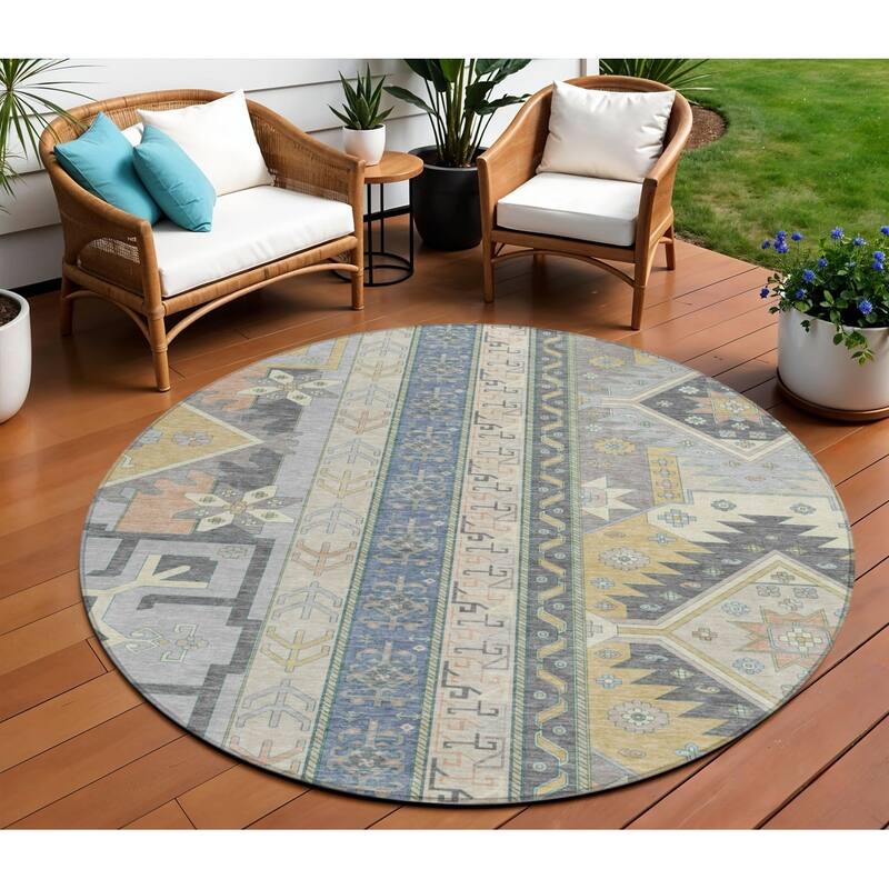 HomeRoots Aztec Transitional Rectangle Outdoor Rug - 8' Round