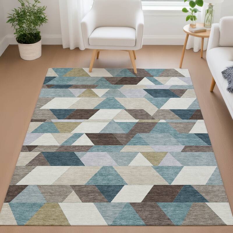 Machine Washable Indoor/ Outdoor Modern DeVaughn Chantille Rug