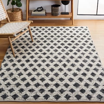 SAFAVIEH, Handmade Natura Puica Wool & Leather Rug