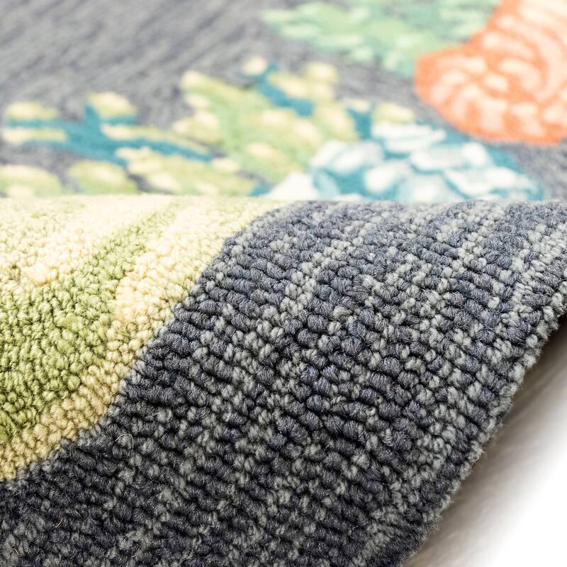 Liora Manne Frontporch Happy Plant Indoor/Outdoor Rug