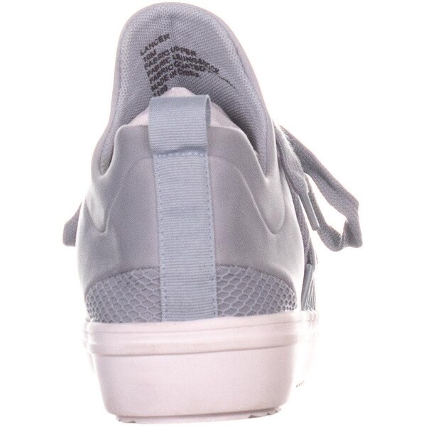 steve madden lancer light blue