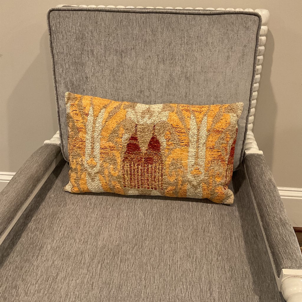 HERAT ORIENTAL Handmade Chenille Throw Pillow