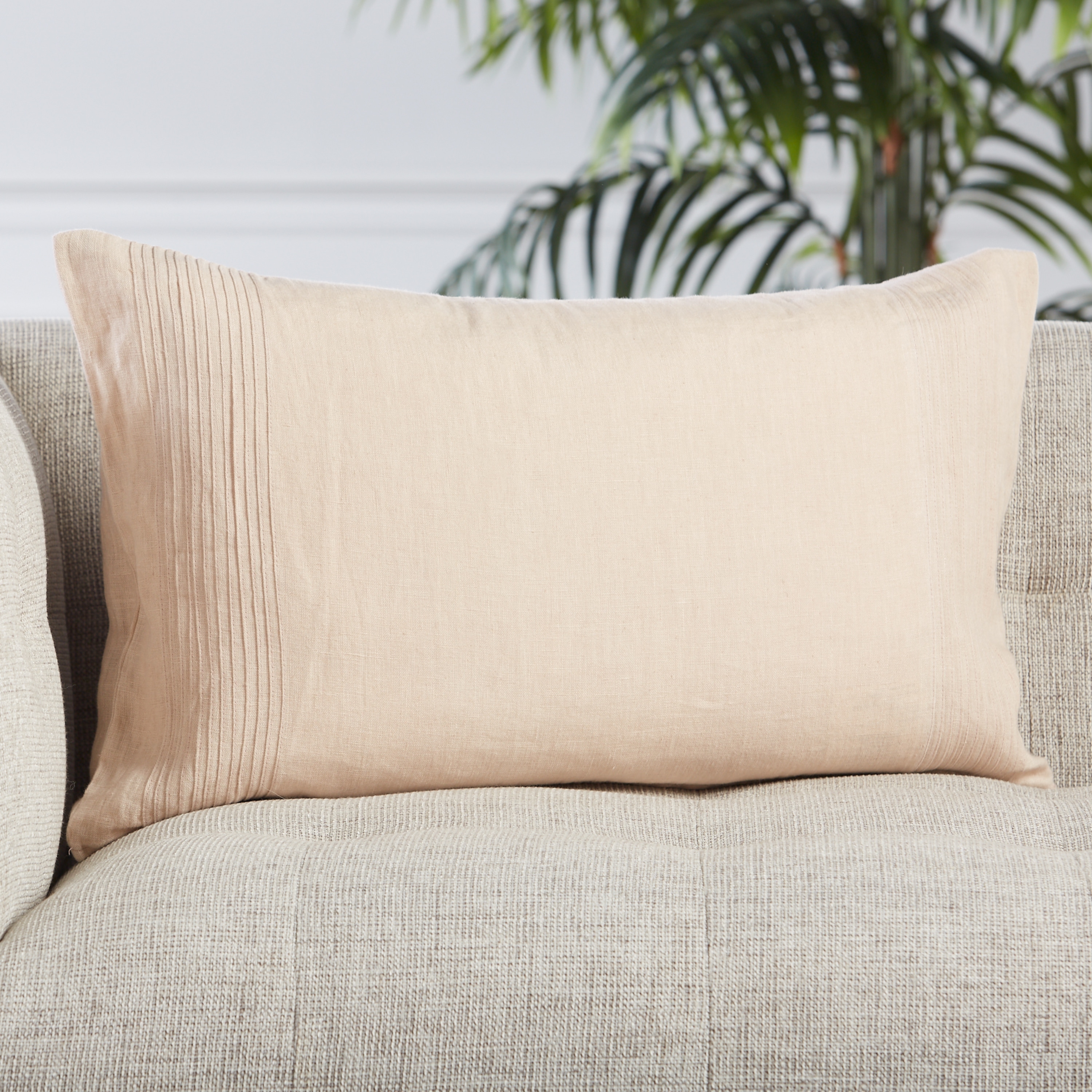 Airlia Solid Lumbar Pillow
