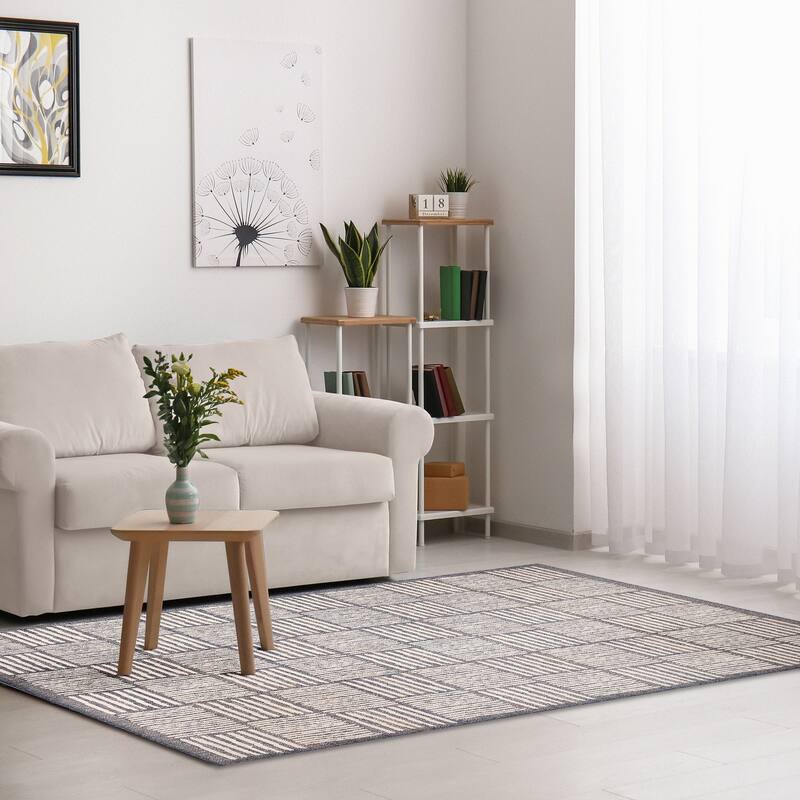 Liora Manne Cove Squares Indoor/Outdoor Rug