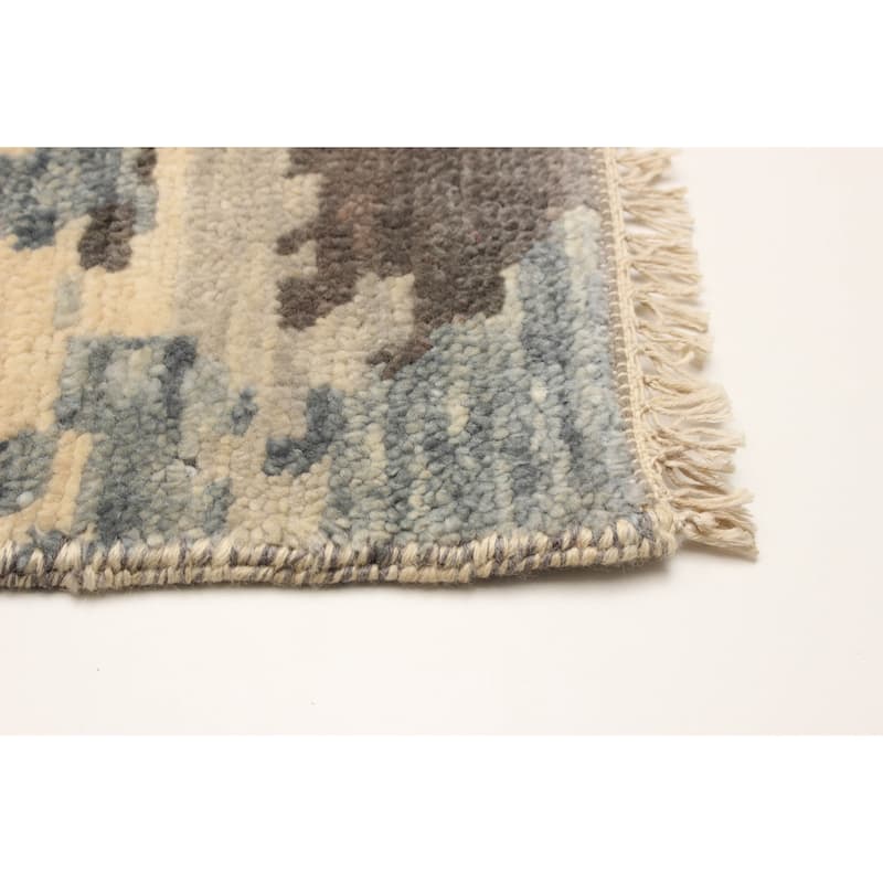 ECARPETGALLERY Hand-knotted Mystique Light Grey Wool Rug - 2'8 x 9'10