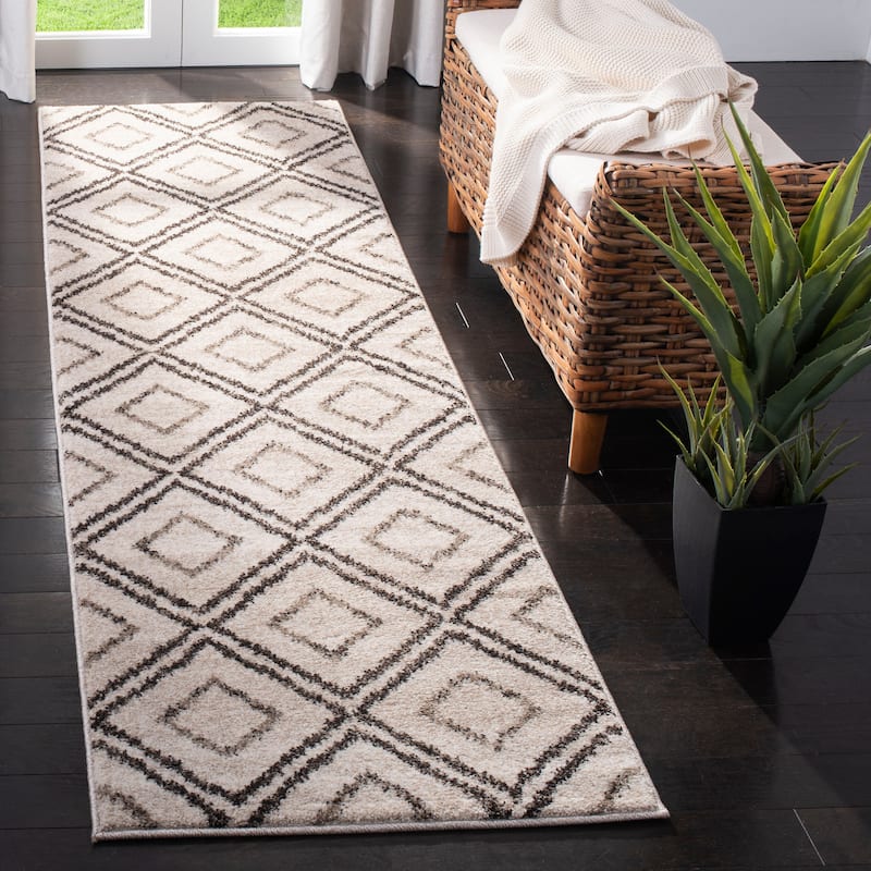 SAFAVIEH Tunisia Preeti Moroccan Diamond Trellis Rug - 2'3" x 8' Runner - Creme/Brown