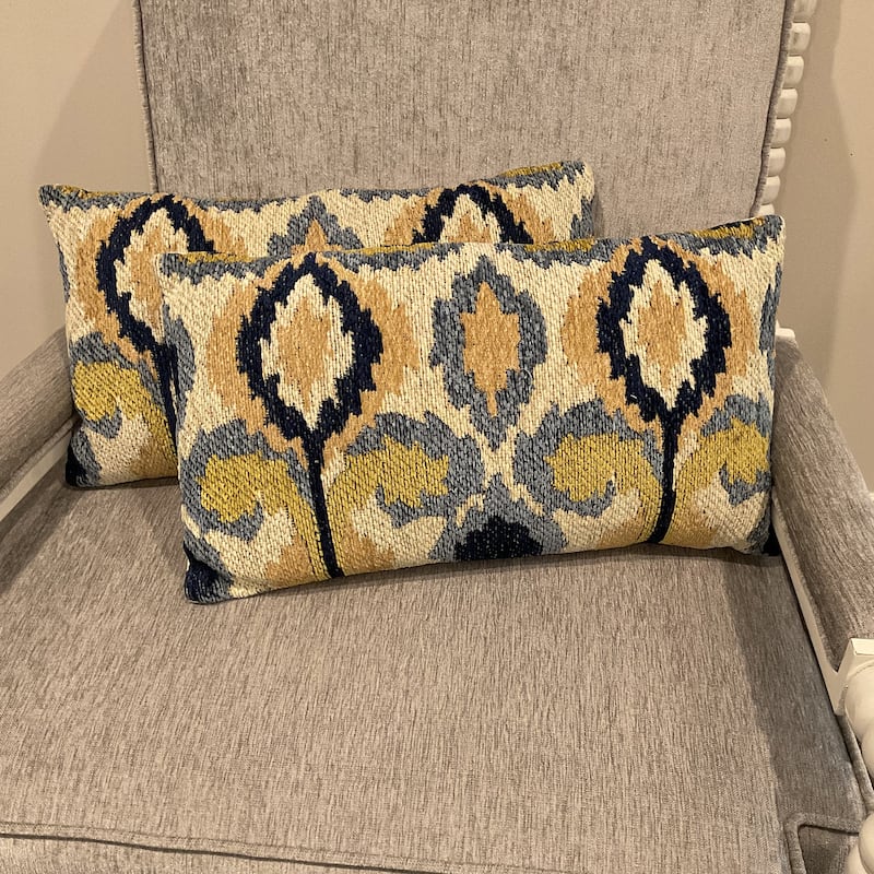 HERAT ORIENTAL Handmade Chenille Throw Pillow