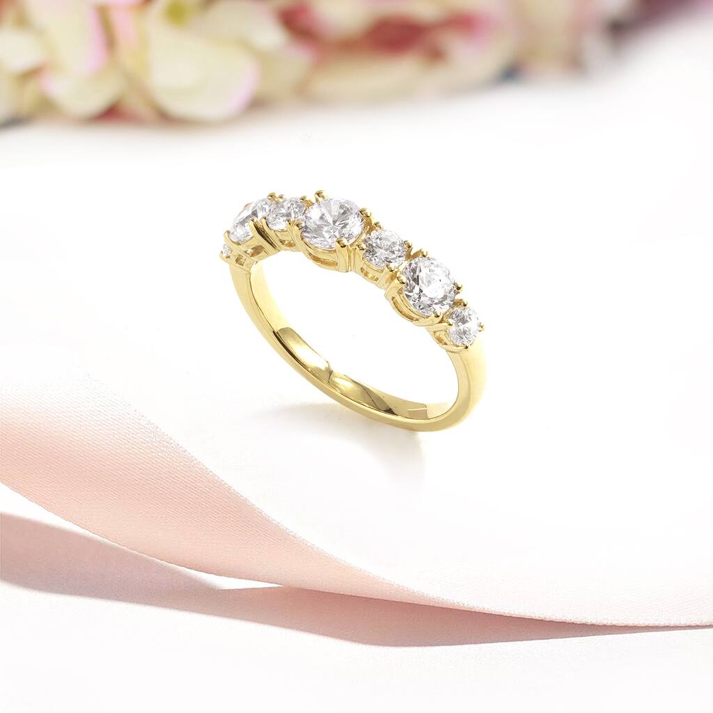 1 1/2ct TDW Lab-grown Diamond Wedding Anniversary Band in 14kt Gold for Women