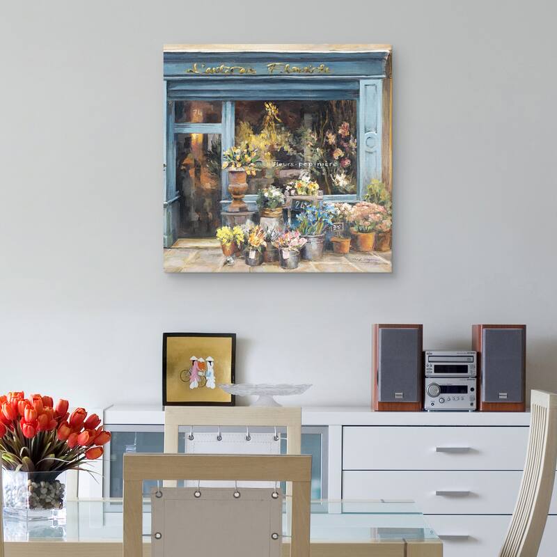 L'artisan Fleuriste Light by Marilyn Hageman Canvas Art Print