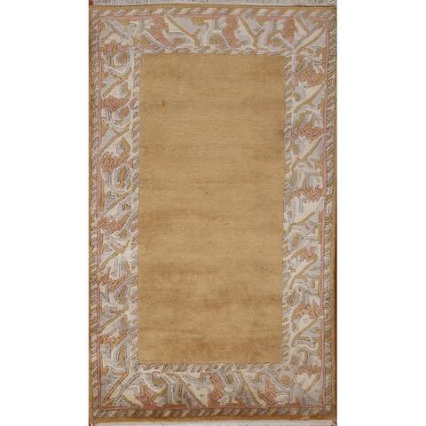 Bordered Contemporary Nepalese Oriental Rug Hand-knotted Wool Carpet - 2'2" x 3'10"