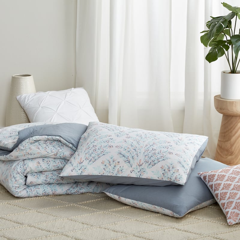 Anne Klein Casey Comforter Set