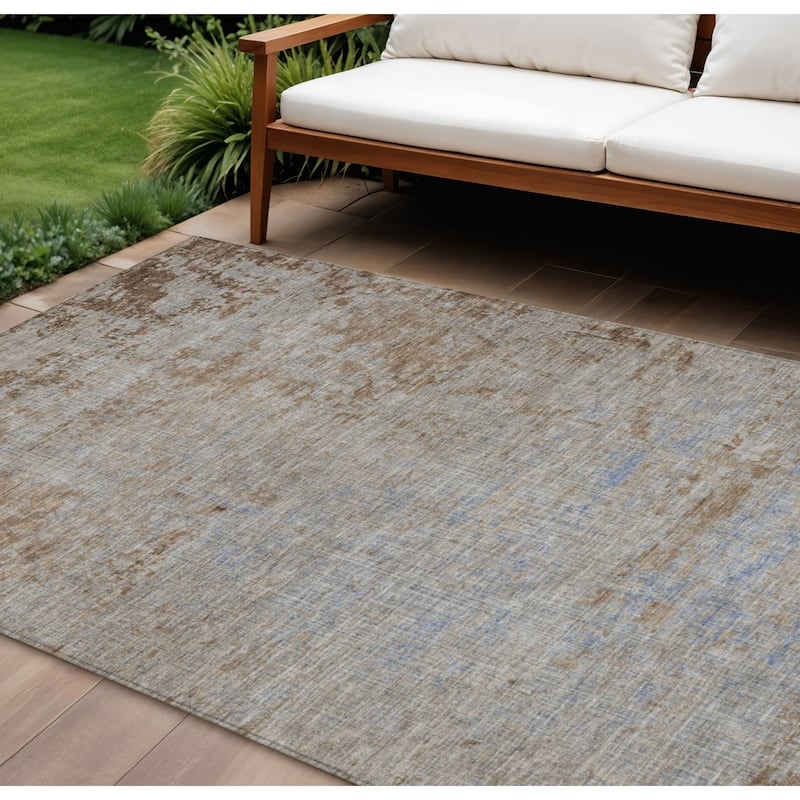 HomeRoots Abstract Transitional Rectangle Outdoor Rug - 10' X 14'