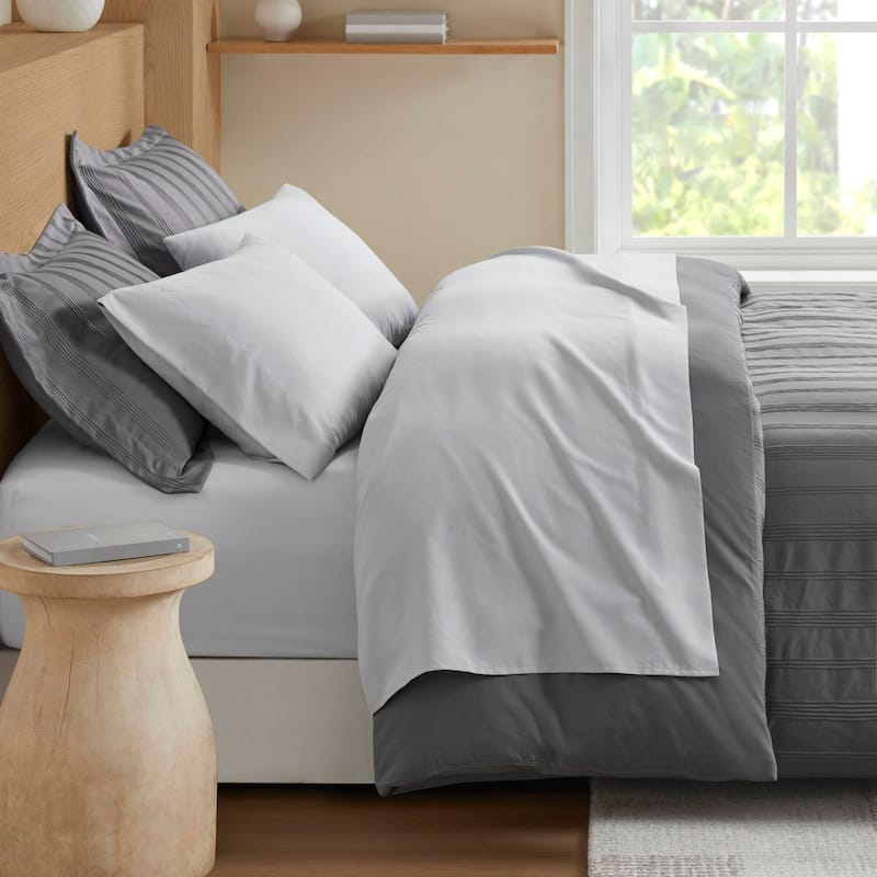 Chelsea Square Logan Woven Striped Duvet Set