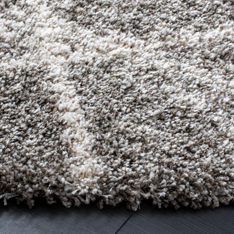 SAFAVIEH Hudson Shag Estella Diamond Trellis 2-inch Thick Rug