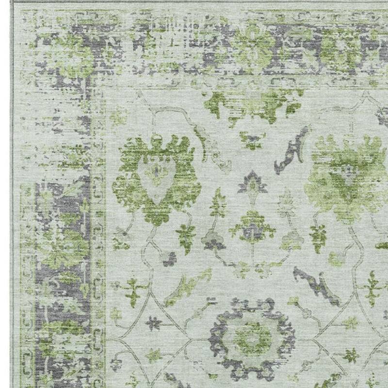 HomeRoots Floral Traditional Rectangle Outdoor Rug