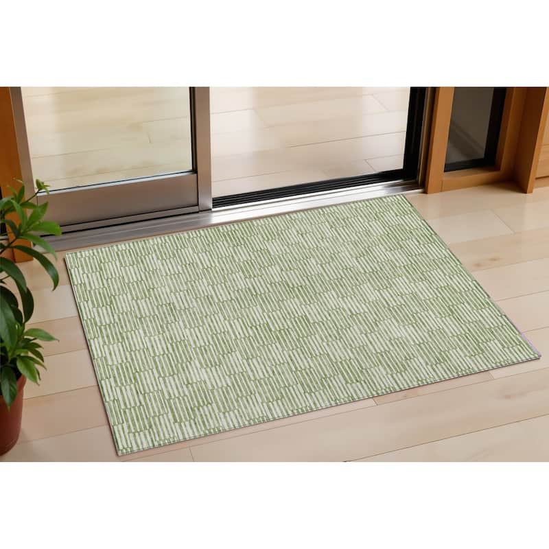HomeRoots Geometric Transitional Rectangle Outdoor Rug - 3' x 5'