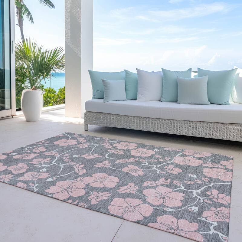 Machine Washable Indoor/ Outdoor Floral Zen Chantille Rug